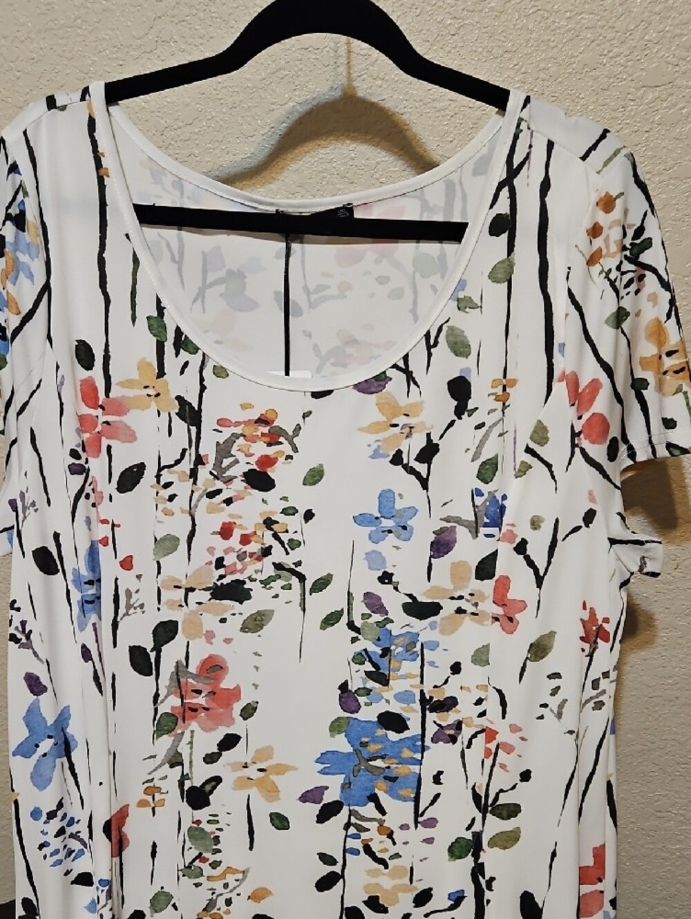 Lily White Floral Stripe Maxi Dress with Multicolor Blooms - Picture 4 of 10